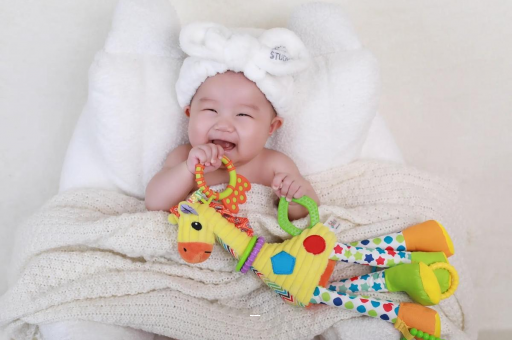 苍南宝宝头上有白色的小点 苍南宝宝头上有白色的小点